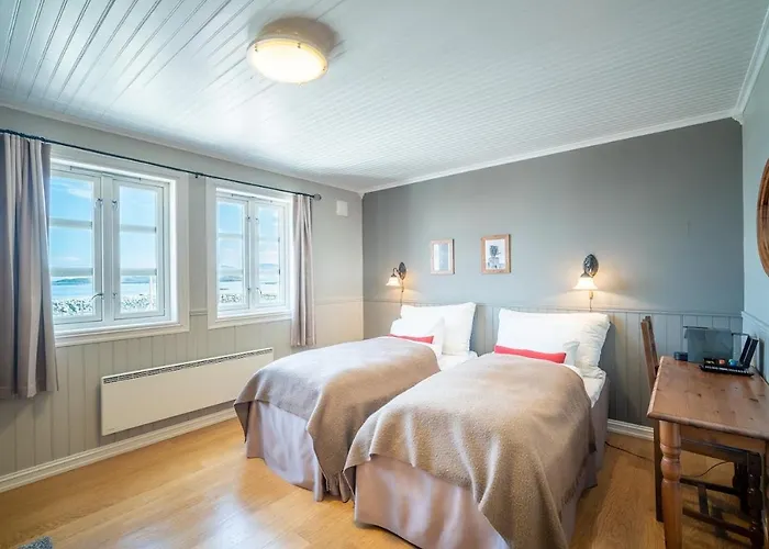 Bryggehotell - By Classic Norway Finnøy