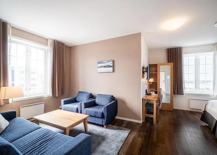 Bryggehotell - By Classic Norway 3* Finnøy