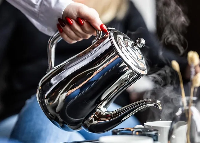 Bryggehotell - By Classic Norway 3* Finnøy