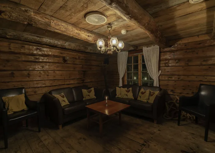 מלון Bryggehotell - By Classic Norway 3*