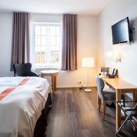 Bryggehotell - By Classic Norway Finnøy