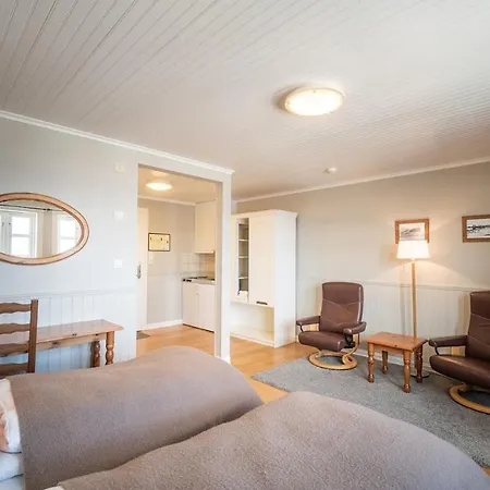 Bryggehotell - By Classic Norway 3* Finnøy