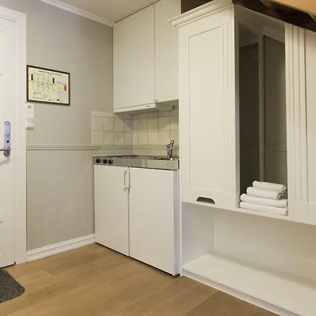 Bryggehotell - By Classic Norway 3* Finnøy